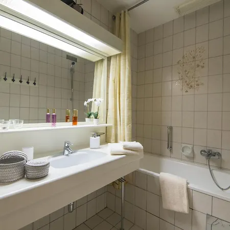 In Near Lift Apartament